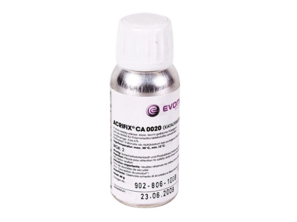 Katalyzátor Evonik Acrifix 20