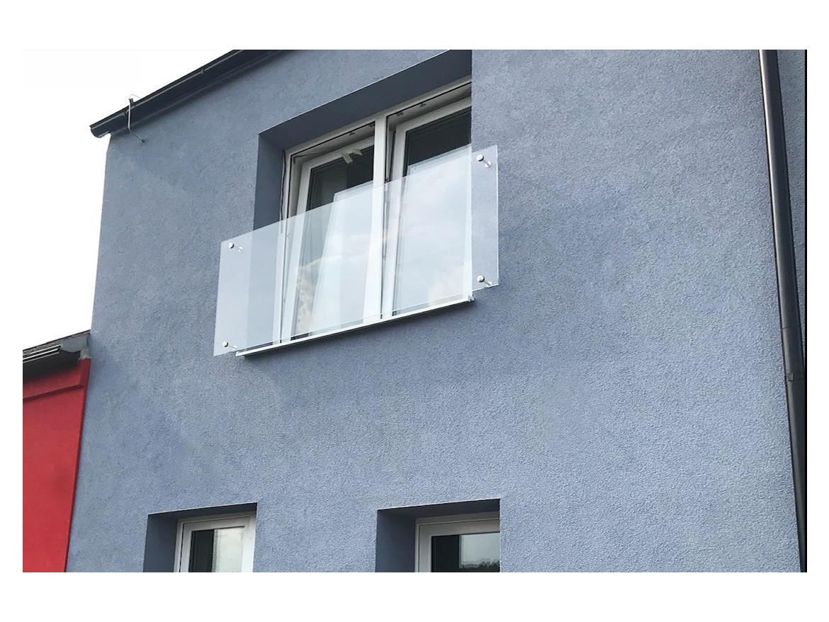 Lité tvrzené čiré Plexisklo Gutta Guttagliss