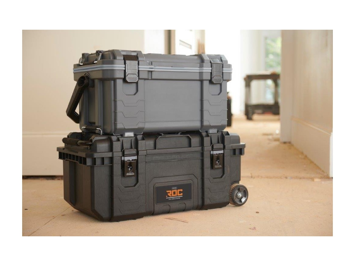 Keter Box  ROC Pro Gear 2.0 Mobile tool box 28"