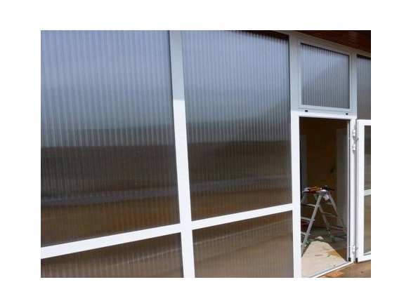 Lexan Polykarbonátová komůrková deska 16 MM ČIRÁ, 6 stěn