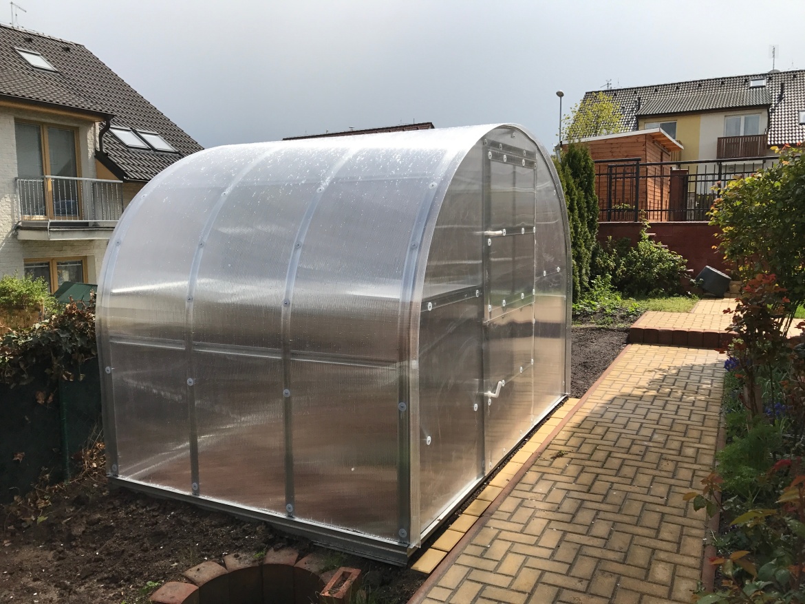 Zahradní skleník z polykarbonátu Gutta Gardentec Classic
