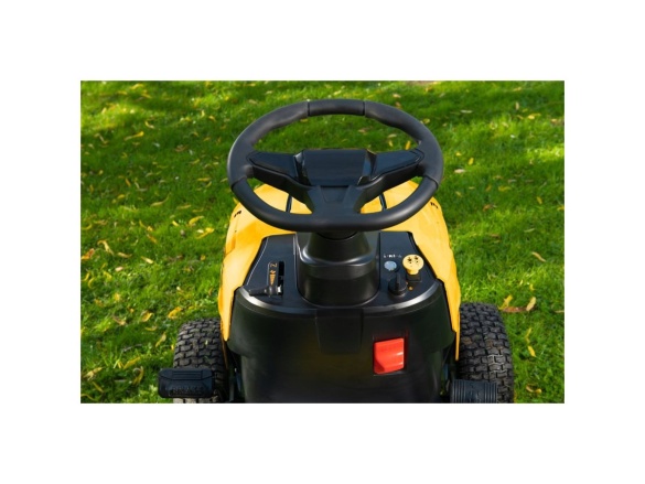 Dvouválcový travní traktor 102 cm se zadním výhozem a hydrostatickou převodovkou Riwall PRO RLT 102 HRD TWIN