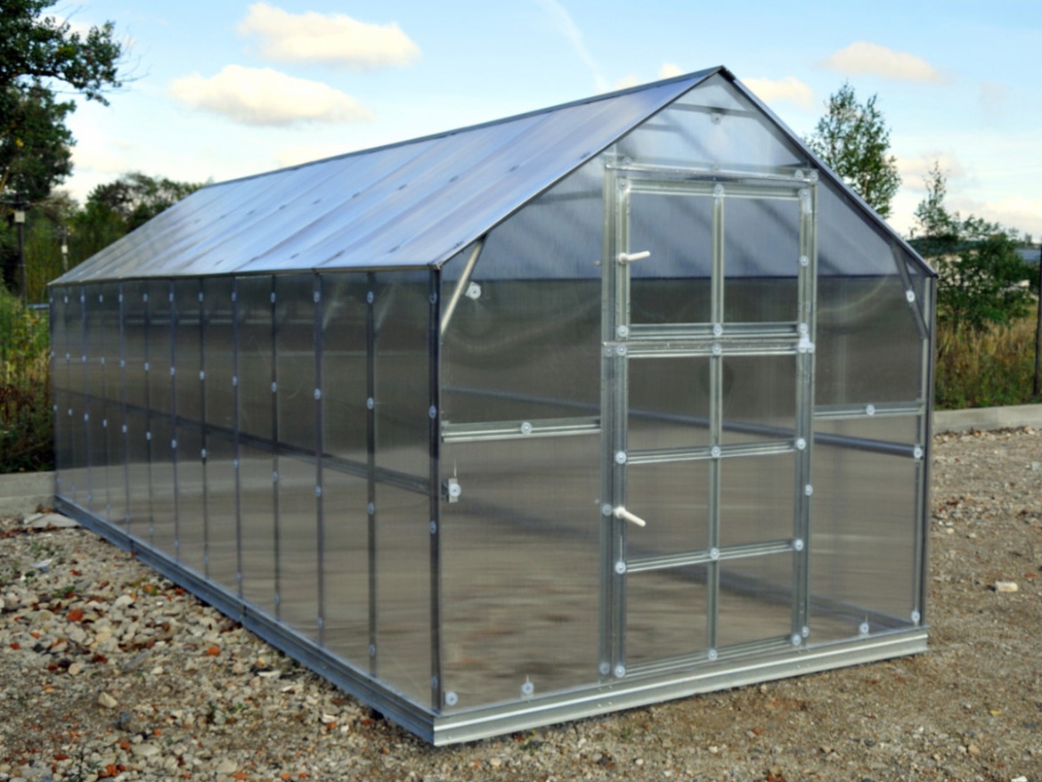 Zahradní skleník z polykarbonátu Gutta Gardentec H