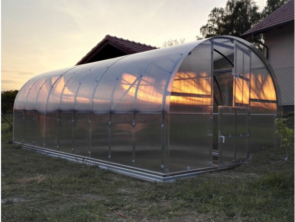Zahradní skleník z polykarbonátu Gutta Gardentec Classic