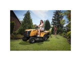 Dvouválcový travní traktor 102 cm se zadním výhozem a hydrostatickou převodovkou Riwall PRO RLT 102 HRD TWIN